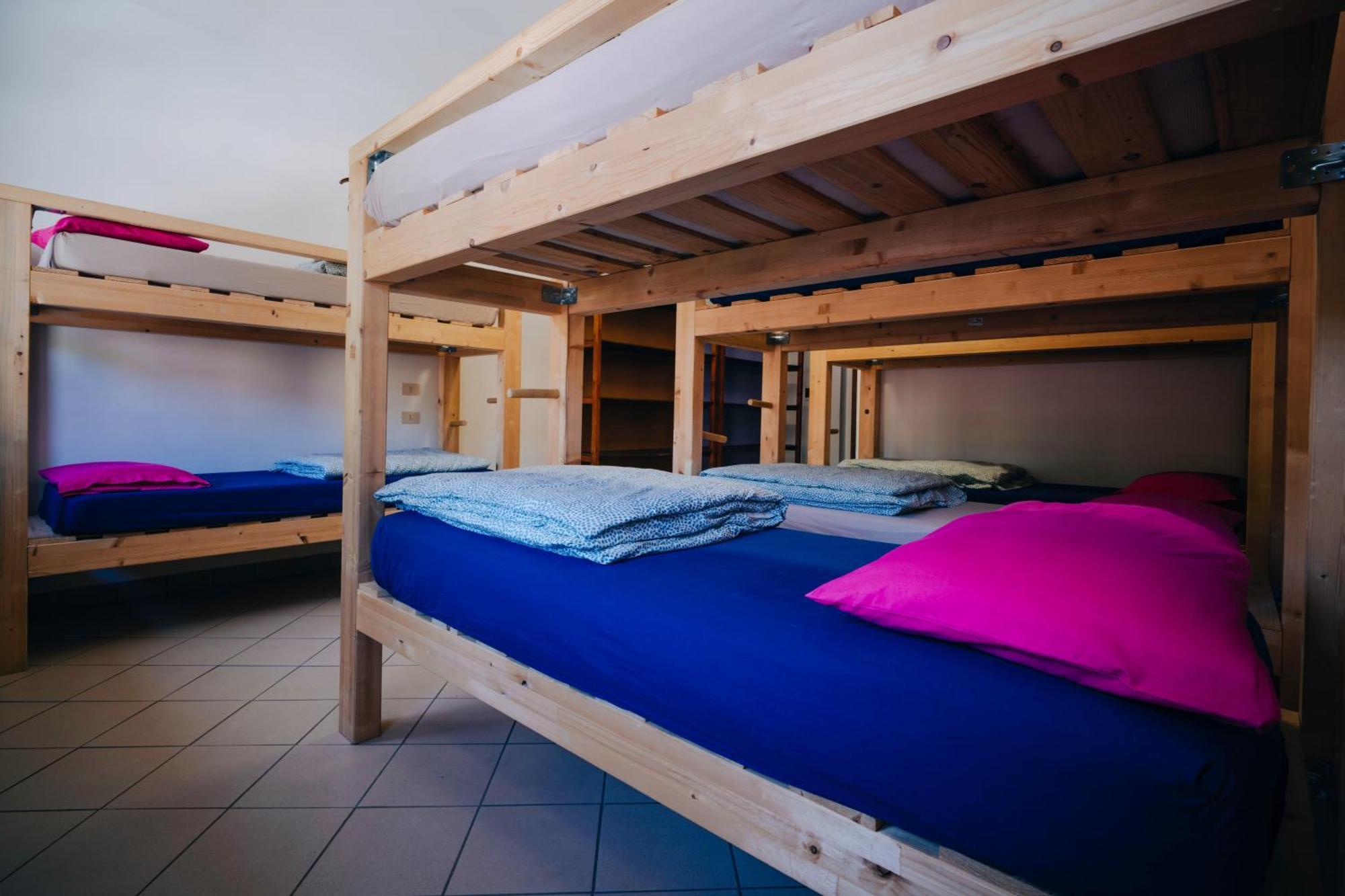 La Casa Via Del Sale Hostel Limone Piemonte Luaran gambar